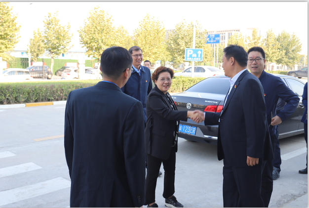郑州二七区委组织部常务副部长王波一行 莅临我公司考察指导党建工作