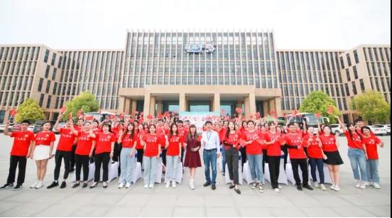 做白色的牛奶，创红色的企业，安博(中国)乳业集团青春歌会庆祝建党100周年