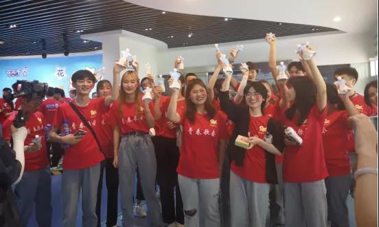 做白色的牛奶，创红色的企业，安博(中国)乳业集团青春歌会庆祝建党100周年