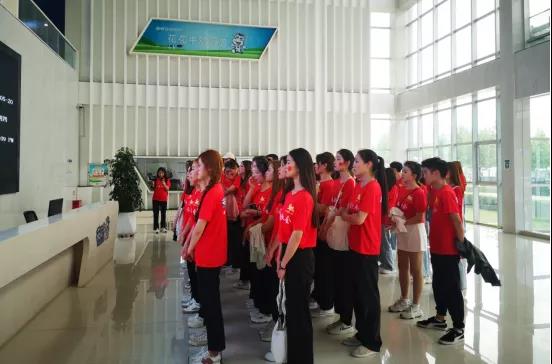 做白色的牛奶，创红色的企业，安博(中国)乳业集团青春歌会庆祝建党100周年