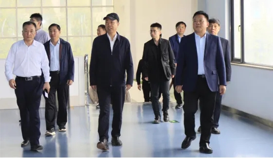 中国工程院院士任发政莅临安博(中国)乳业集团调研指导工作