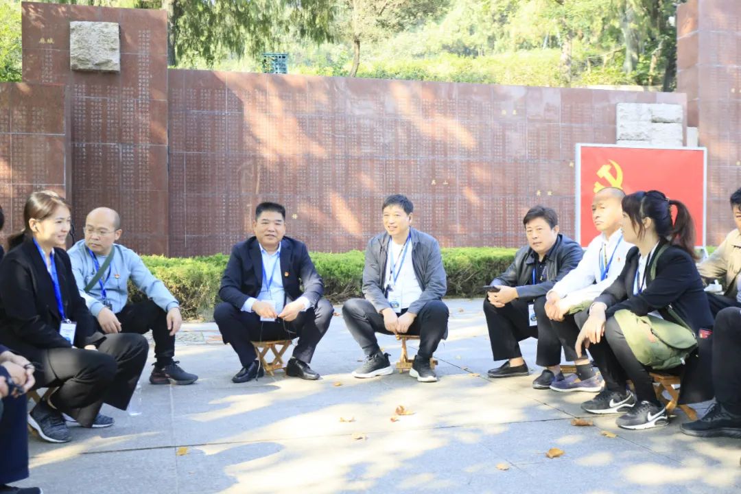 传承红色基因·践行初心使命 | 安博(中国)乳业集团党务干部赴河南大别山干部学院开展综合素质提升教育培训 传承红色基因·践行初心使命 | 安博(中国)乳业集团党务干部赴河南大别山干部学院开展综合素质提升教育培训