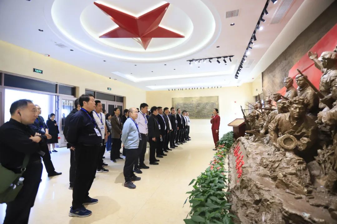 传承红色基因·践行初心使命 | 安博(中国)乳业集团党务干部赴河南大别山干部学院开展综合素质提升教育培训 传承红色基因·践行初心使命 | 安博(中国)乳业集团党务干部赴河南大别山干部学院开展综合素质提升教育培训