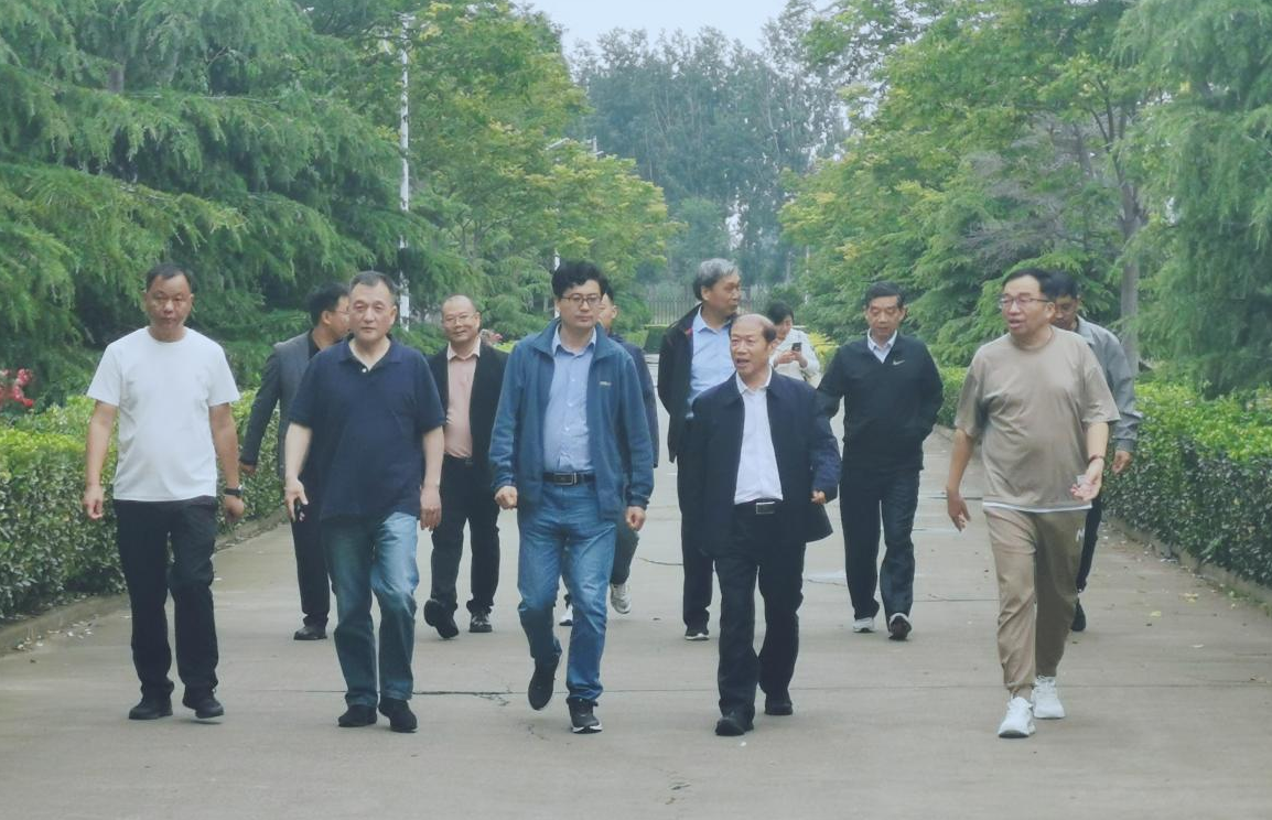 安博(中国)丨河南农业大学党委副书记、校长介晓磊一行莅临安博(中国)河南瑞亚参观调研