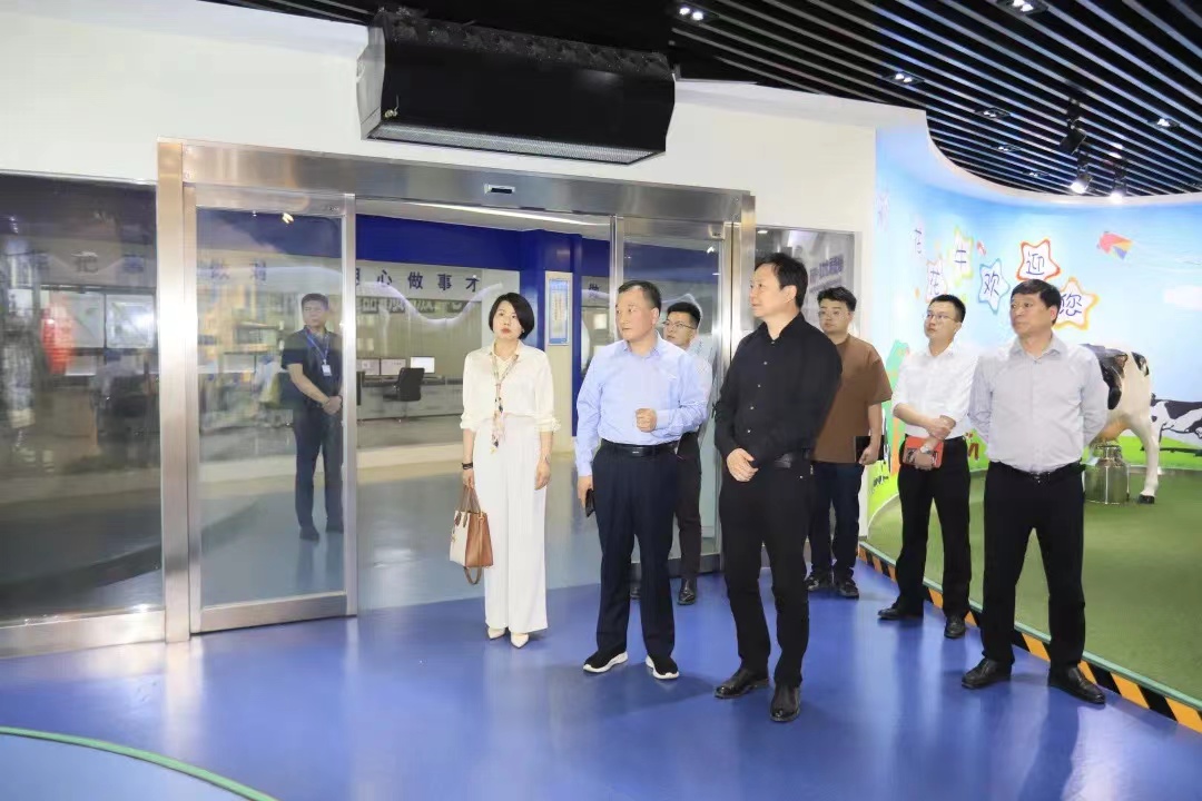 安博(中国)丨北京家音顺达莅临安博(中国)乳业集团参观访谈