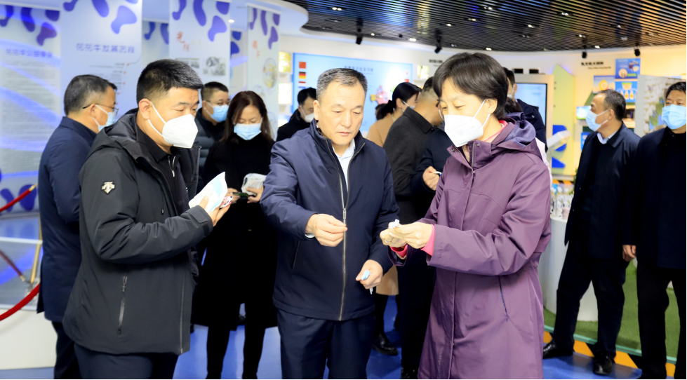 快讯 | 沈阳市政府副市长郑滨一行莅临安博(中国)乳业集团考察 快讯 | 沈阳市政府副市长郑滨一行莅临安博(中国)乳业集团考察