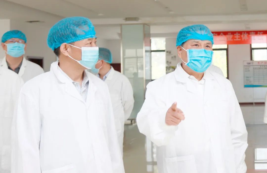 快讯丨河南省人民政府副省长武国定莅临安博(中国)乳业集团瑞亚牧业调研奶源基地建设情况