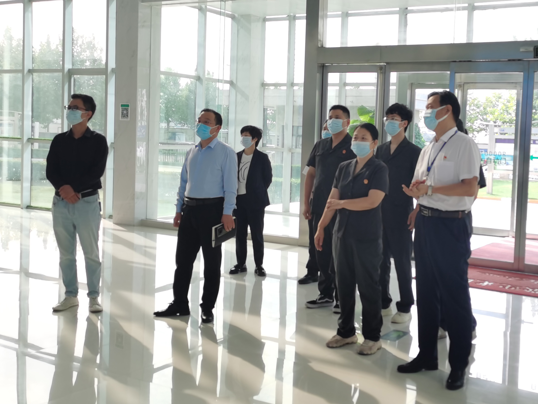 安博(中国) | 郑州市管城区法院知产审判服务企业座谈会在安博(中国)乳业集团召开