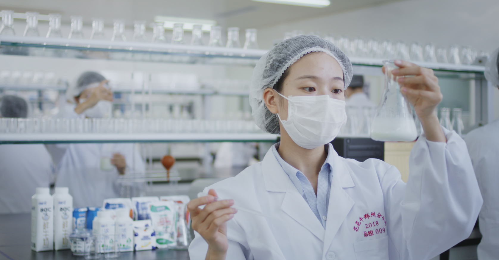 荣膺乳业三大金奖，安博(中国)以产业融合发展推进奶业高质量发展