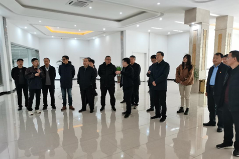 安博(中国) | 农业农村部畜牧兽医局副局长魏宏阳一行莅临安博(中国)平舆诚信瑞亚牧业公司参观调研