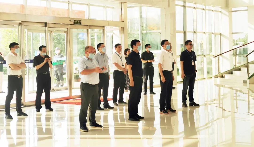 快讯 | 湖北省农业厅副厅长王海涛等领导一行莅临河南安博(中国)乳业集团参观调研