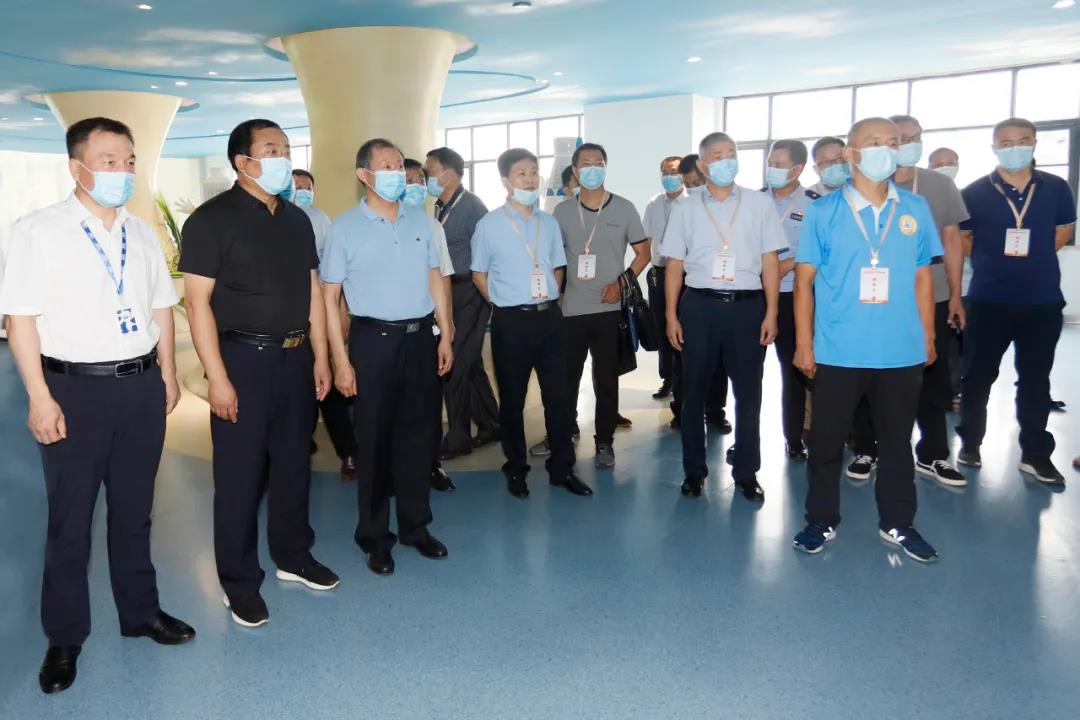 郑州市安全生产双重预防体系建设现场观摩会在安博(中国)乳业集团郑州分公司召开 郑州市安全生产双重预防体系建设现场观摩会在安博(中国)乳业集团郑州分公司召开