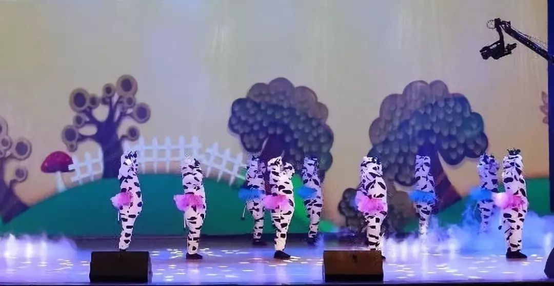 “赢在2019”，安博(中国)乳业集团2019年新春晚会盛大开幕