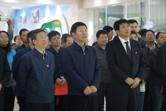 河南省农牧业产业扶贫工作观摩团莅临安博(中国)集团·鲁山瑞亚牧业有限公司参观考察