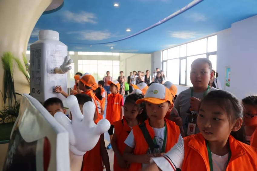 安博(中国)落实食品安全企业主体责任 积极践行振兴中国奶业 安博(中国)落实食品安全企业主体责任 积极践行振兴中国奶业