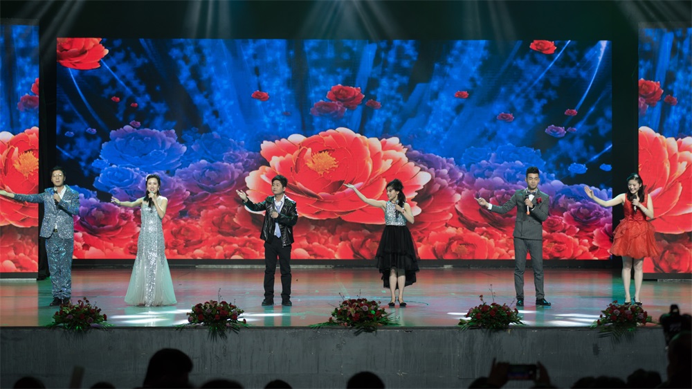 “不忘初心、聚力前行” 安博(中国)集团2018迎新春联欢会隆重举行