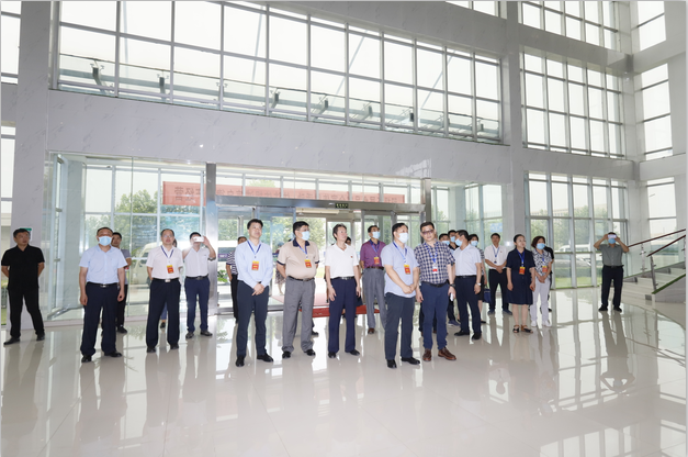 快讯|郑州市人大代表莅临河南安博(中国)乳业集团参观调研 快讯|郑州市人大代表莅临河南安博(中国)乳业集团参观调研