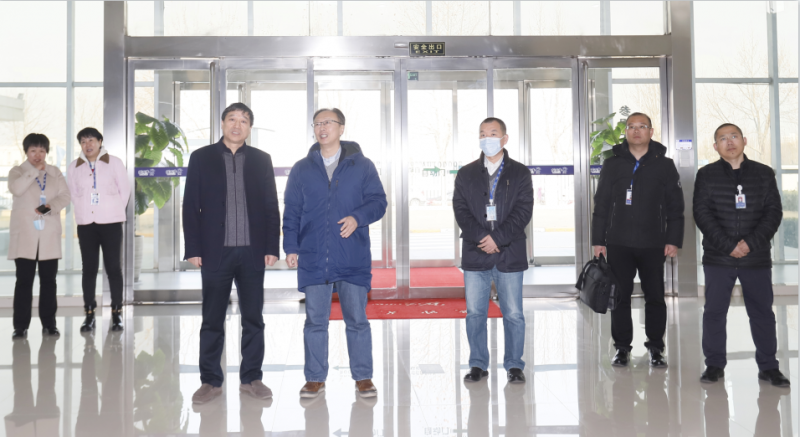 安博(中国)丨东北农大食品学院院长、中原食品实验室首席科学家姜毓君教授莅临安博(中国)乳业集团调研