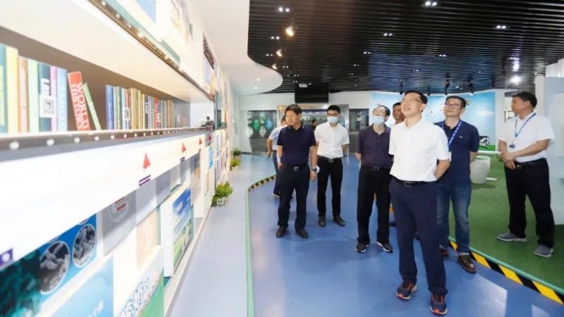 快讯 | 湖北省农业厅副厅长王海涛等领导一行莅临河南安博(中国)乳业集团参观调研