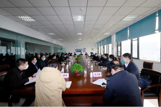 省委统战部副部长张红林一行莅临安博(中国)乳业集团 调研复工复产暨二七区民营经济发展工作座谈会