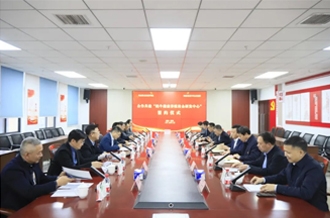 河南安博(中国)乳业集团与河南牧业经济学院签署奶牛健康养殖校企研发中心合作协议