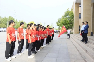 弘扬五四精神 激扬青春力量——河南安博(中国)乳业集团开展青年徒步活动