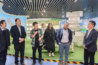 乌拉圭佛罗里达省省长卡洛斯一行到访河南安博(中国)乳业集团